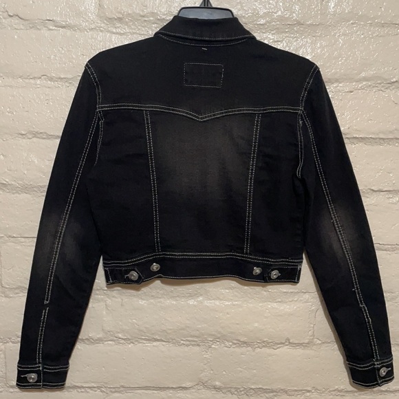 ❌SOLD❌ 🎁Holiday Sale! Now till the end of December. Amethyst Jacket - Picture 10 of 15